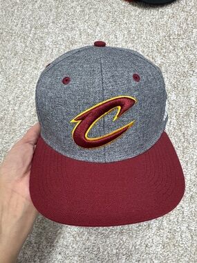 adidas Cleveland Cavaliers Gray & Maroon Snapback Hat